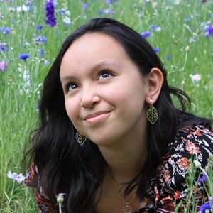 Meet your Posher, Beatriz